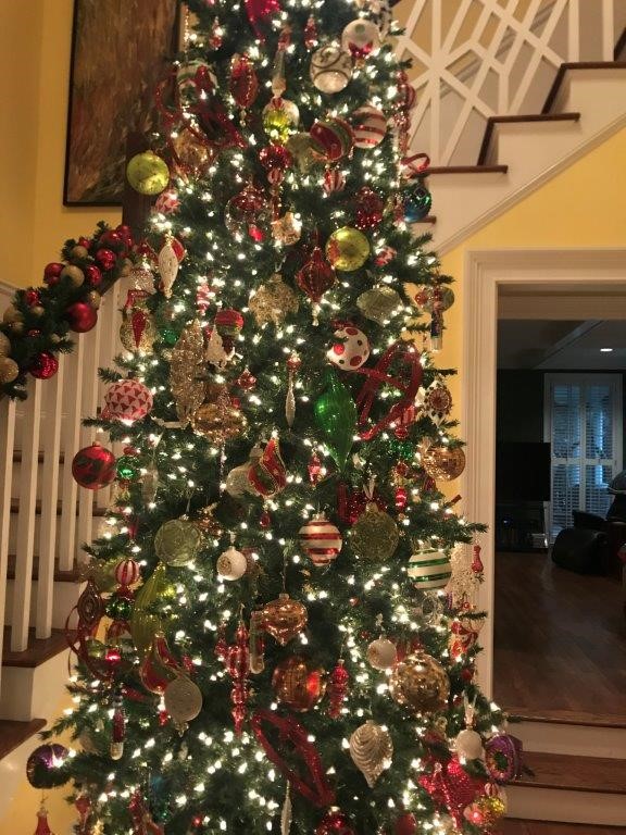 Christmas tree with red and green ornaments 