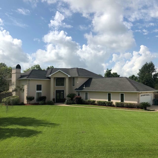 House with a beautiful lawn