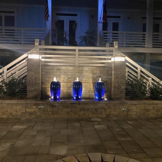 Outdoor lighting with fountains