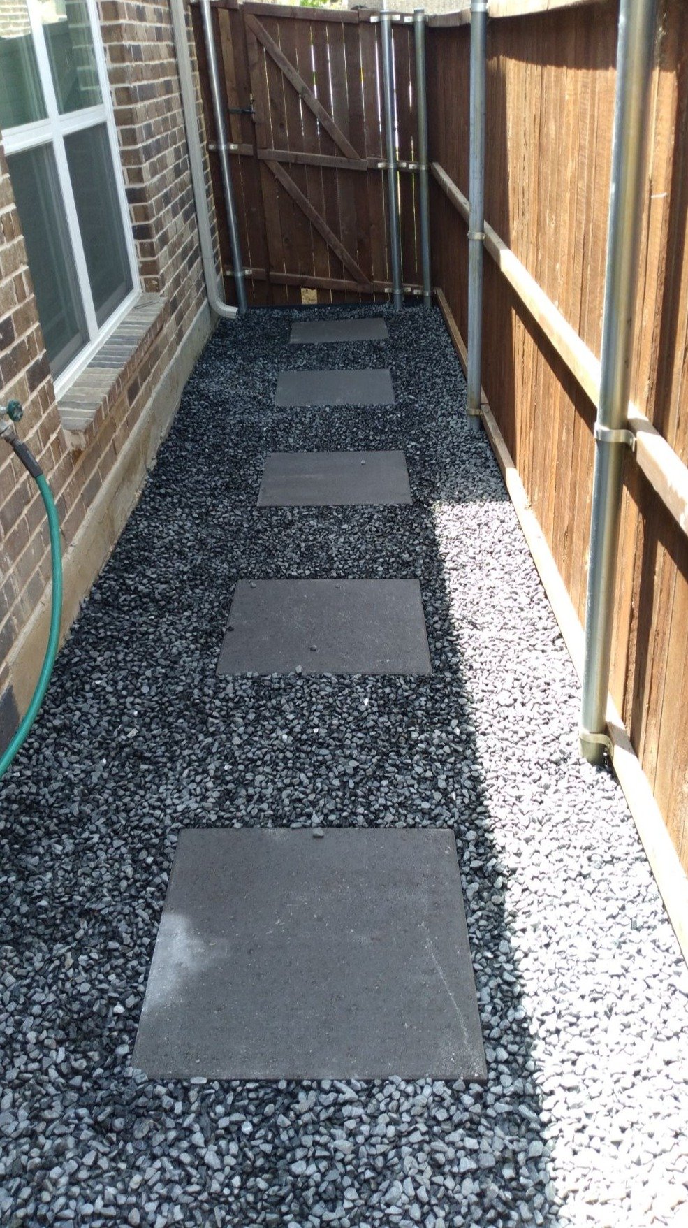 mud cover with gravel and pavers